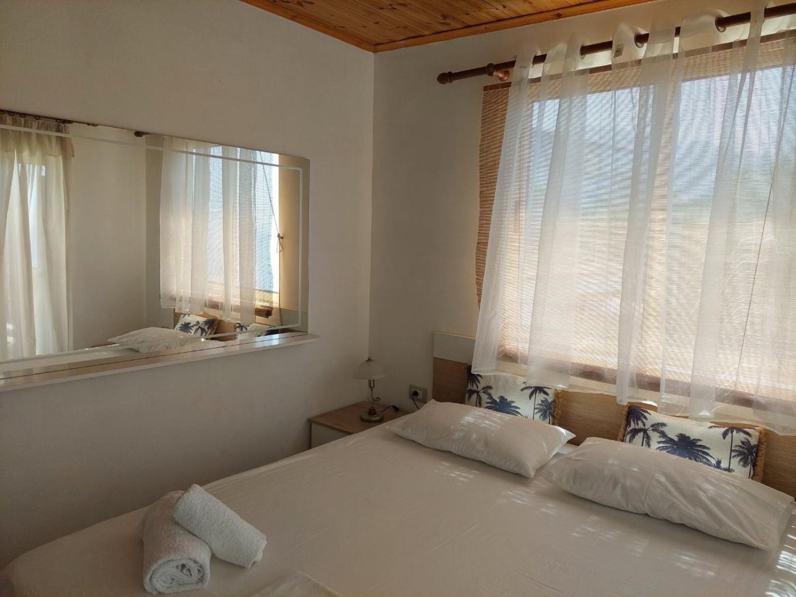 Qeparo Antonio Rooms Екстериор снимка