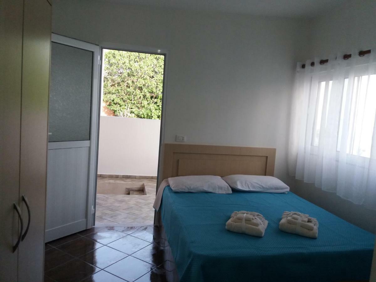 Qeparo Antonio Rooms Екстериор снимка